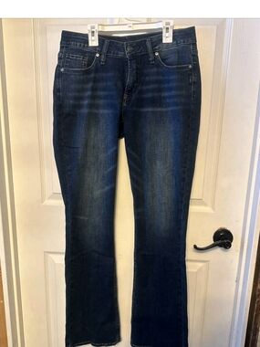 Silver Women's W16/ L31.Suki Slim Bootcut Jeans EUC.